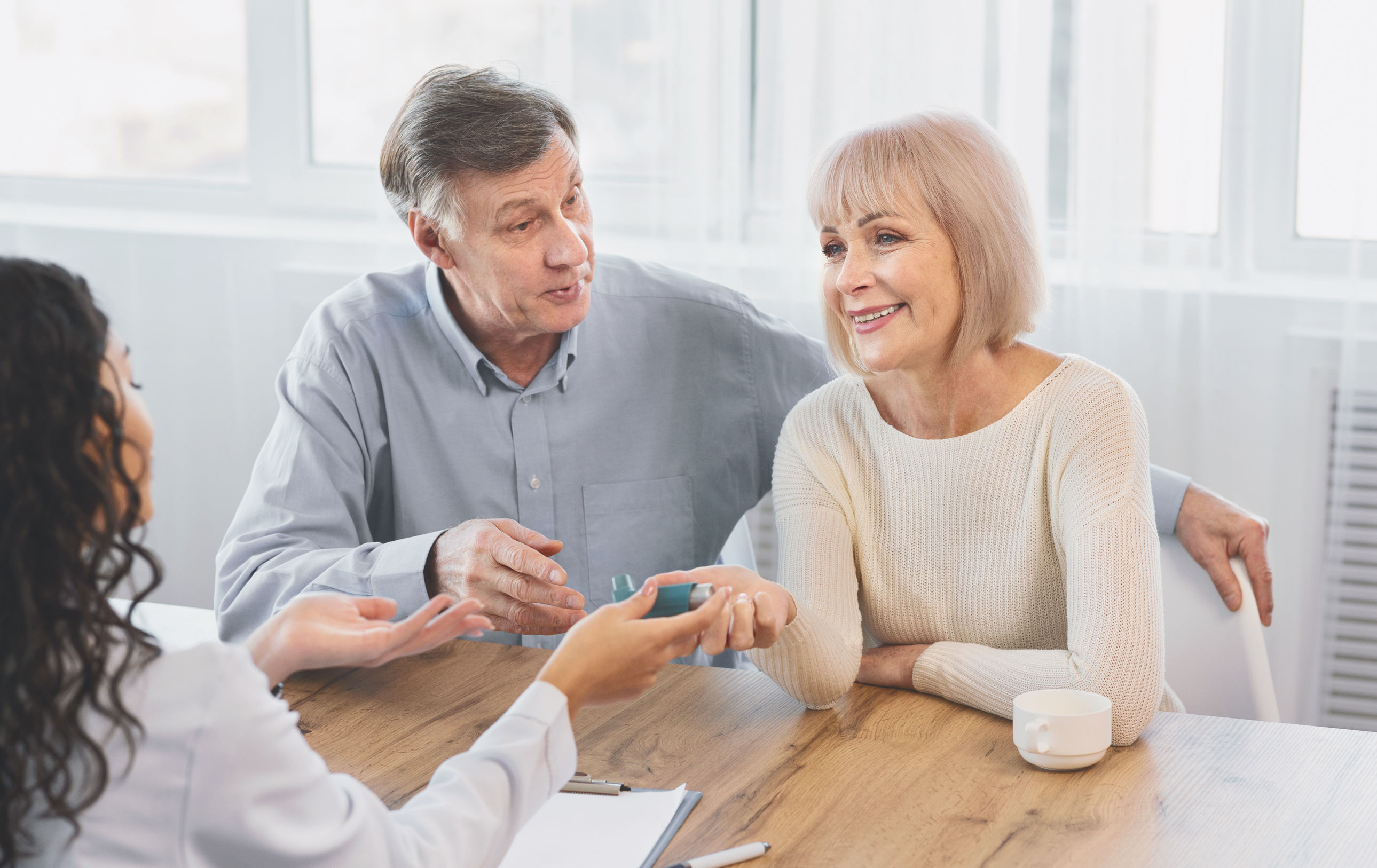 couple in asthma consultation 